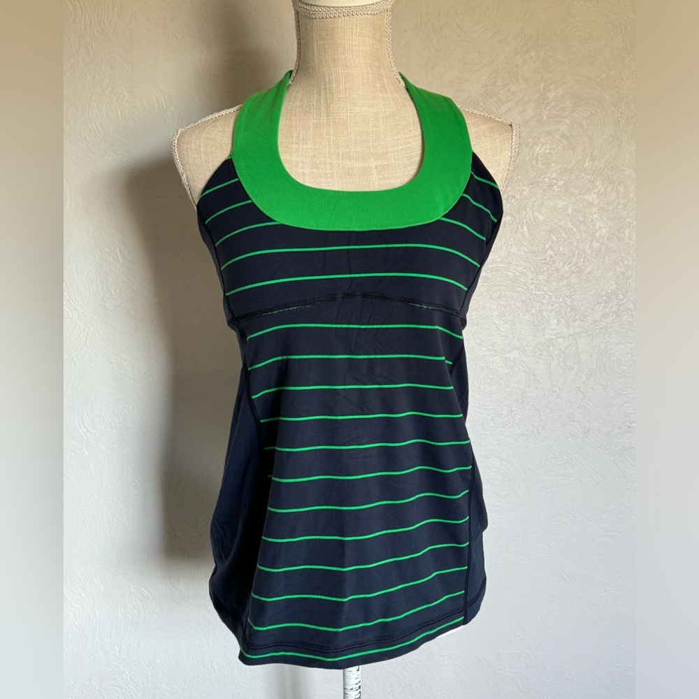 Lululemon Green Blue Striped Race back Tank Top Built In Bra Women’s Size Medium